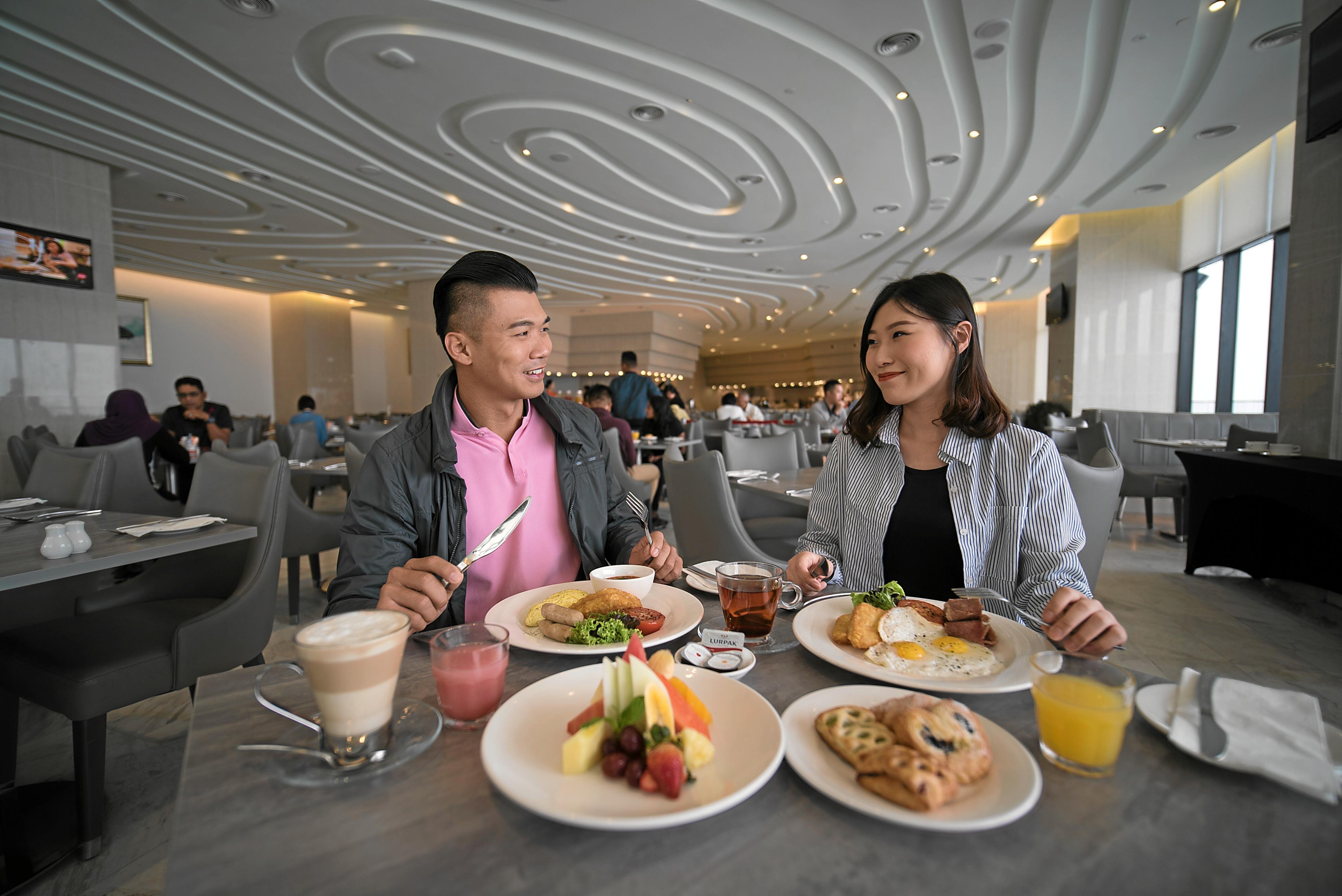 Grand Ion Delemen Hotel Genting Highlands Zewnętrze zdjęcie The Lounge at KLIA