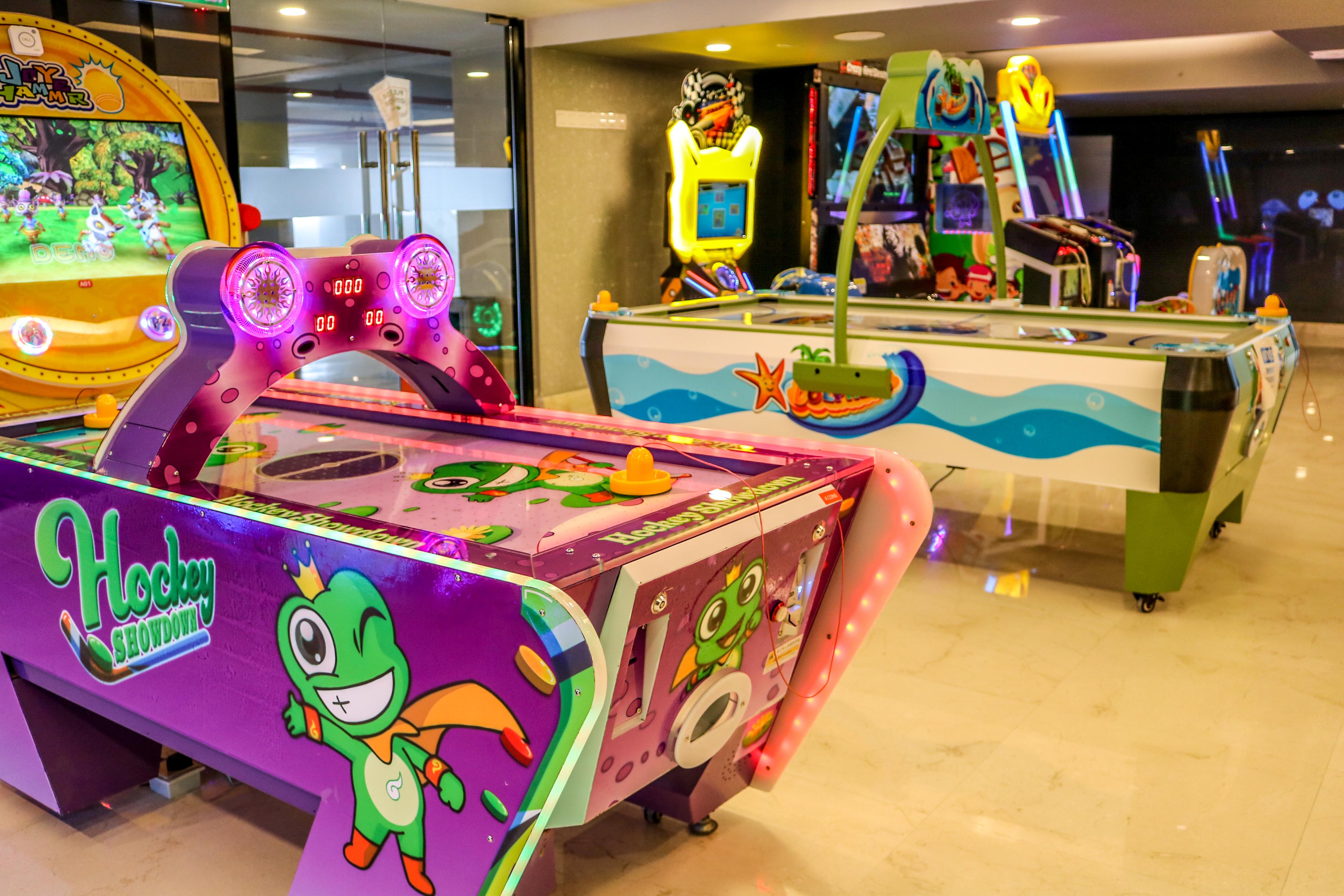 Grand Ion Delemen Hotel Genting Highlands Zewnętrze zdjęcie Air hockey table